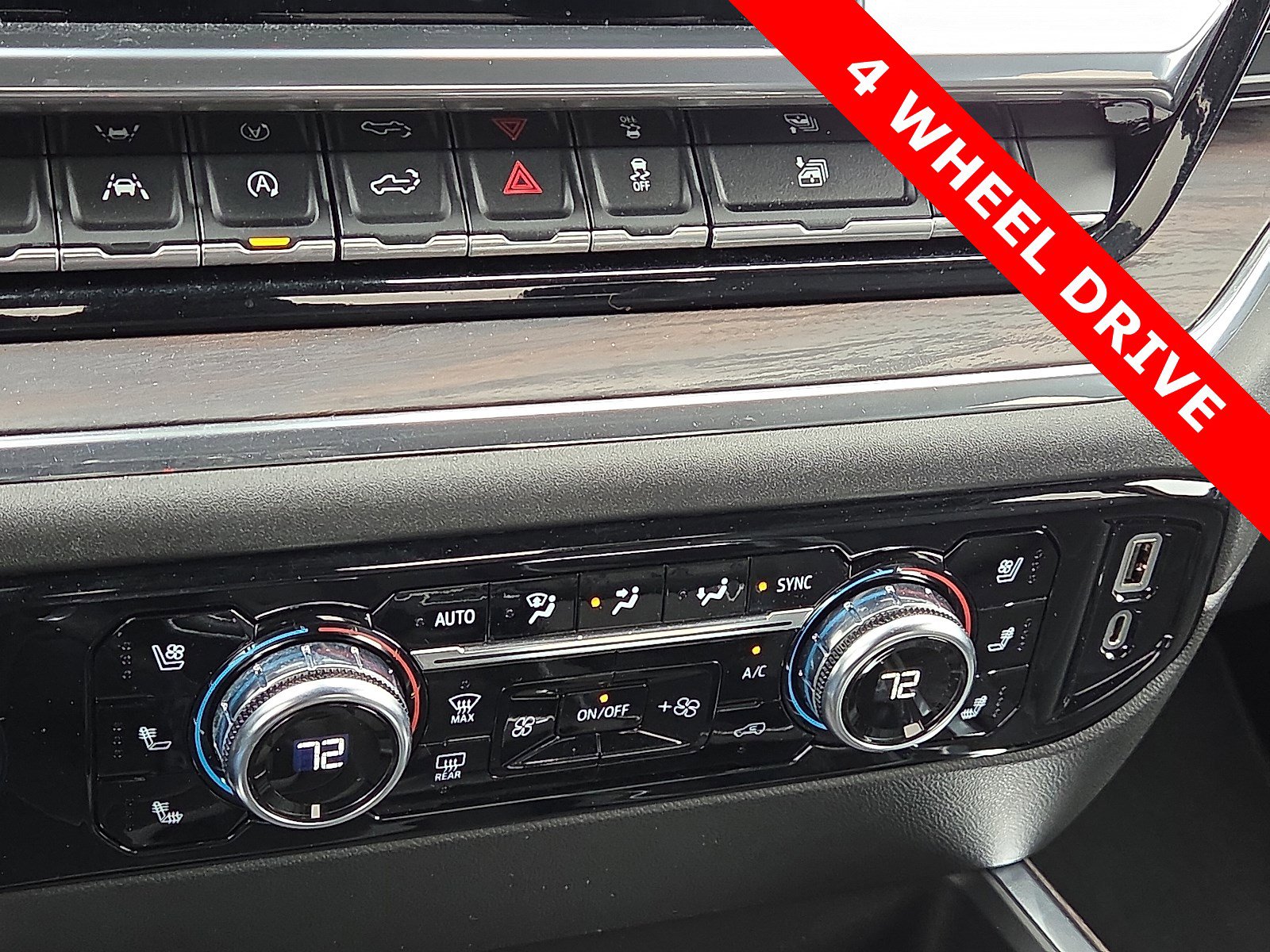 Used 2023 GMC Sierra 1500 SLT w/ SLT Convenience Package image 19