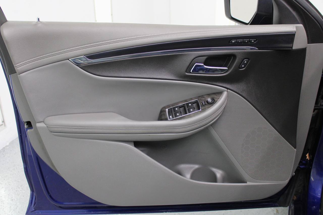 Used 2014 Chevrolet Impala LTZ FWD image 28