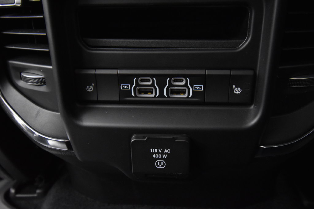 Used 2025 RAM 1500 Laramie AWD/4WD image 36