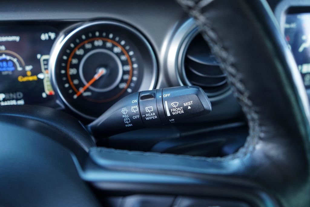 Used 2021 Jeep Wrangler Sport S image 29