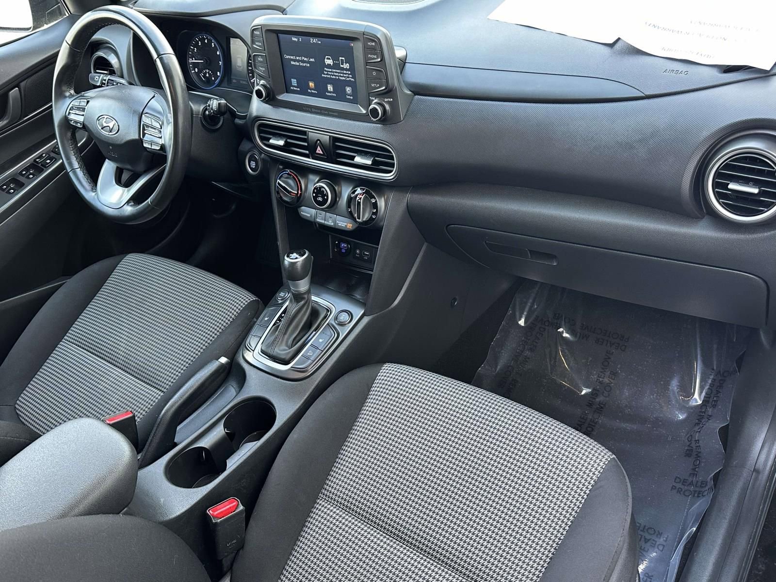 Used 2021 Hyundai Kona SEL Plus w/ Cargo Package AWD/4WD image 11