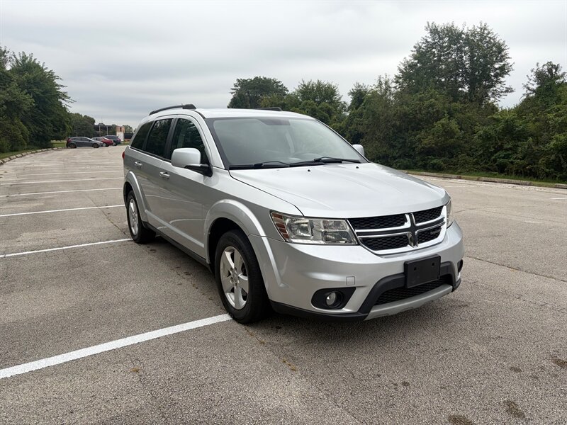 Used 2012 Dodge Journey SXT w/ Popular Equipment Group FWD image 6