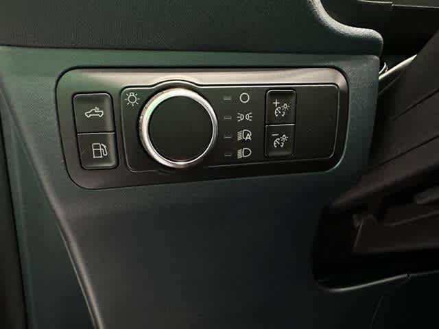 New 2025 Ford Maverick XL w/ Equipment Group 101A image 33