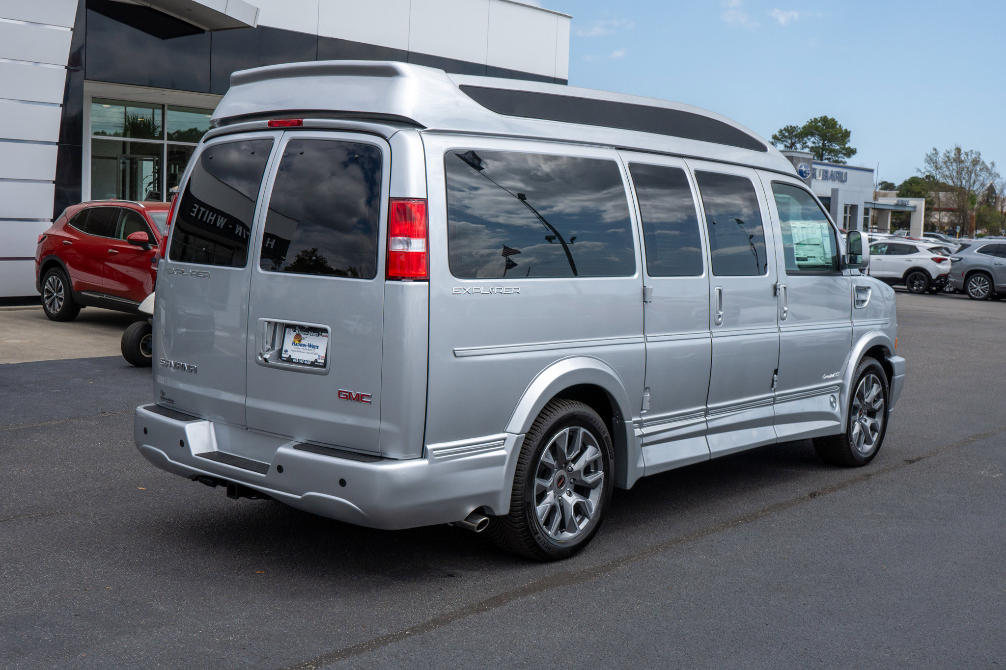 New 2026 GMC Savana 2500 w/ Driver Convenience Package image 3