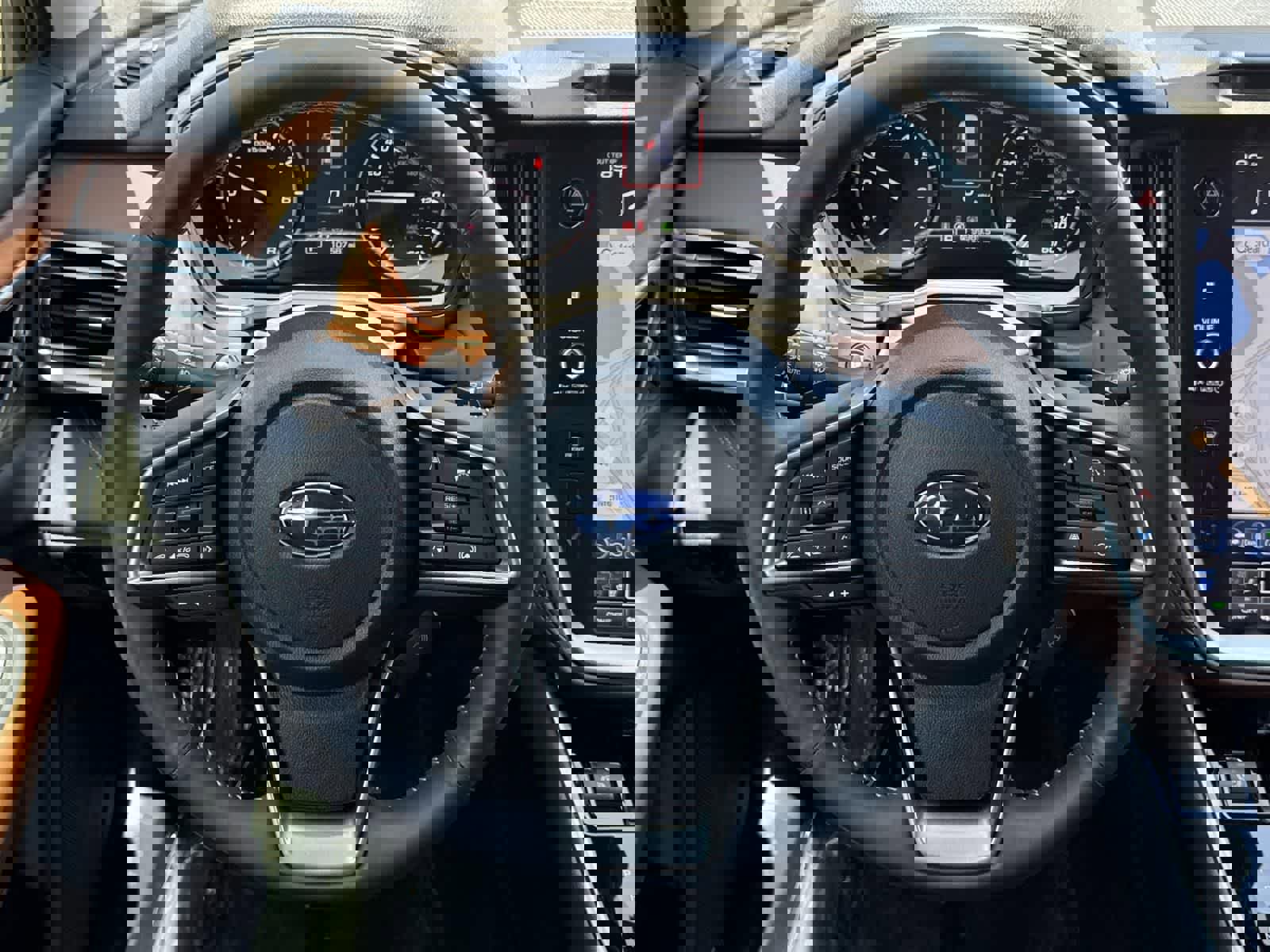 Used 2025 Subaru Outback Touring XT image 10