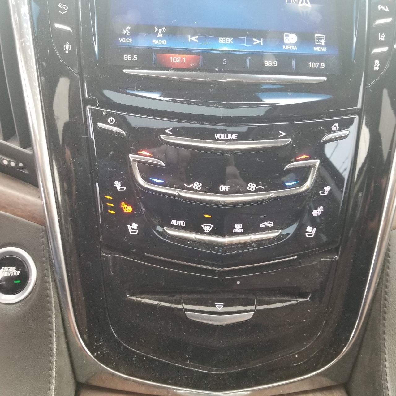 Used 2015 Cadillac Escalade ESV Premium AWD/4WD image 15