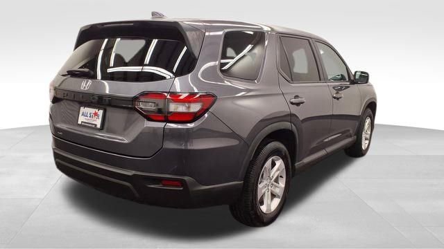 Used 2023 Honda Pilot LX image 7