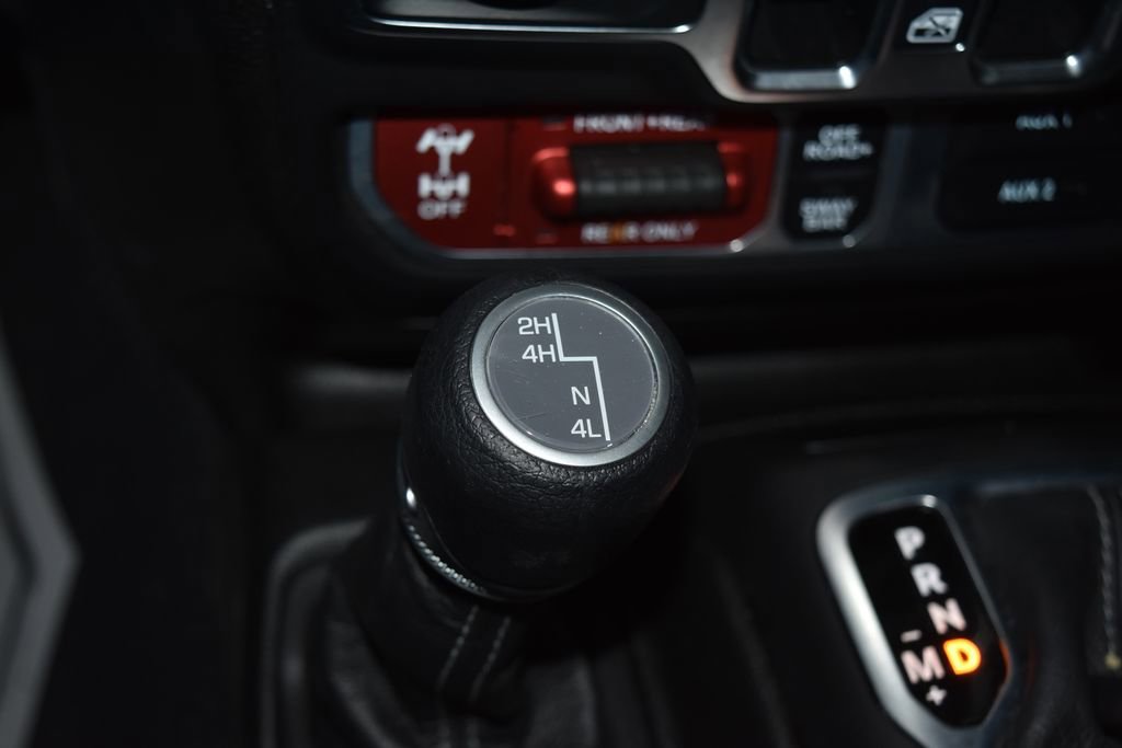 Used 2025 Jeep Wrangler Unlimited Rubicon AWD/4WD image 14
