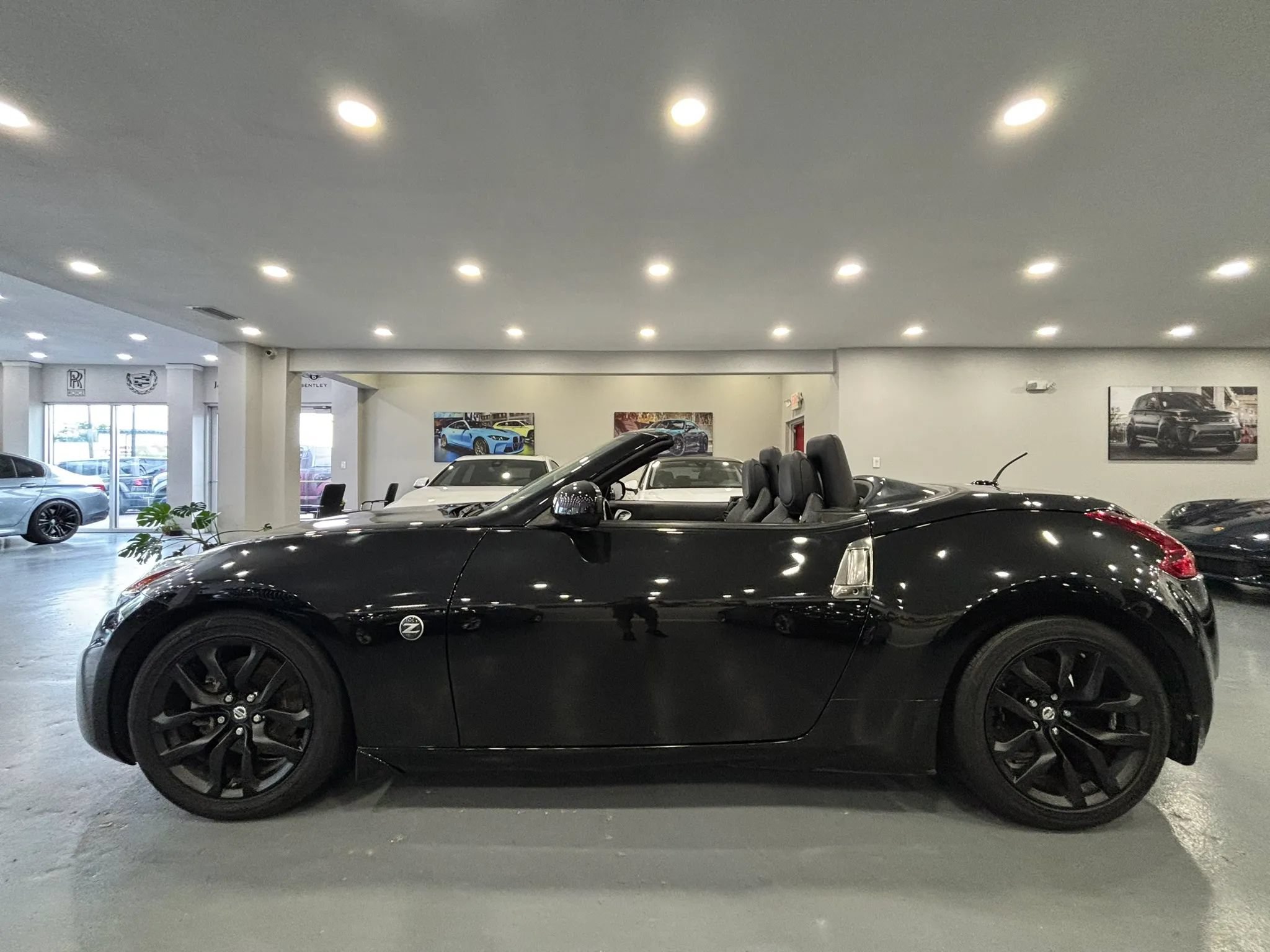 Used 2019 Nissan 370Z Touring RWD image 35