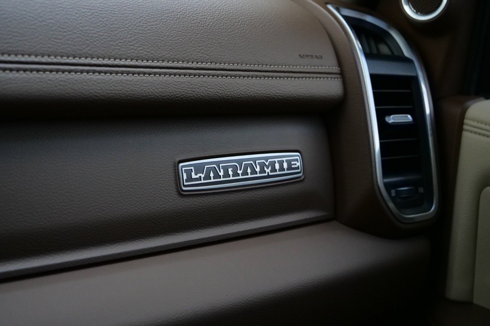 Used 2023 RAM 2500 Laramie AWD/4WD image 25