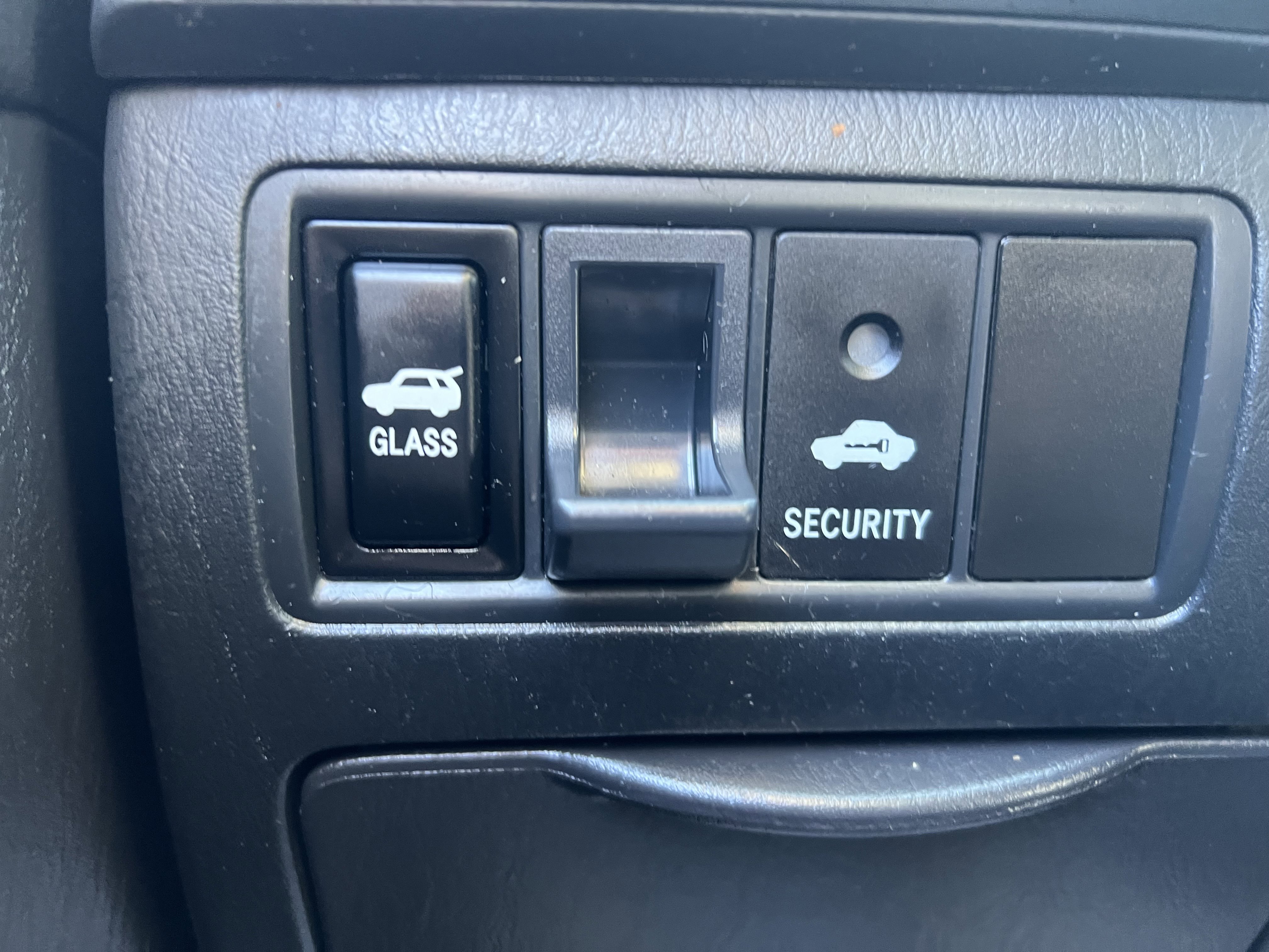 Used 2005 Toyota Matrix XR image 24