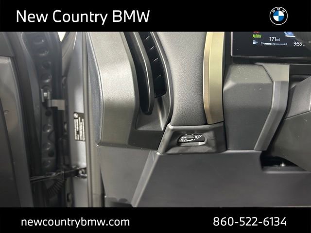 Certified 2025 BMW X3 xDrive30i w/ Premium Package image 13