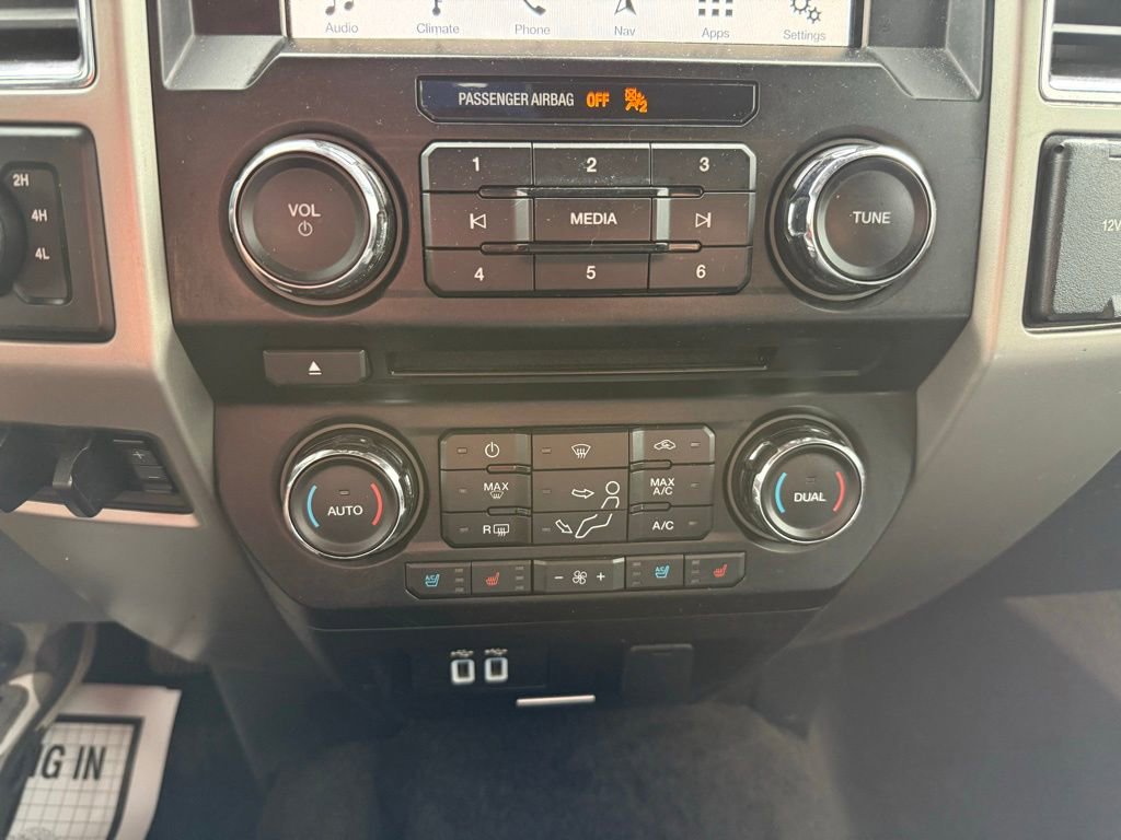 Used 2018 Ford F250 Lariat w/ Lariat Ultimate Package AWD/4WD image 18