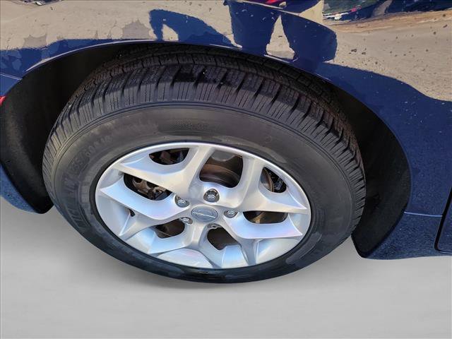 Used 2018 Chrysler Pacifica Touring-L Plus w/ Advanced Safetytec Group FWD image 11