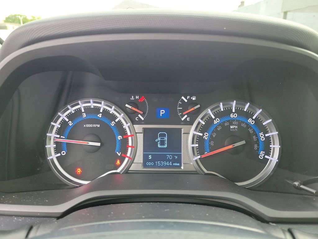 Used 2018 Toyota 4Runner Limited image 25