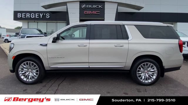 Certified 2023 GMC Yukon XL Denali w/ Denali Reserve Package AWD/4WD image 6