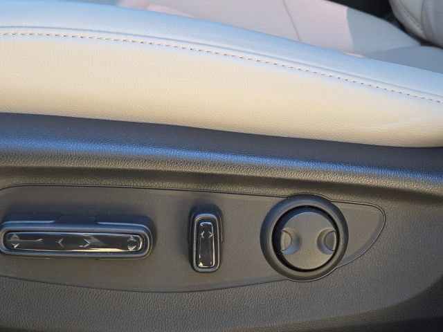Used 2026 Honda CR-V EX-L image 13