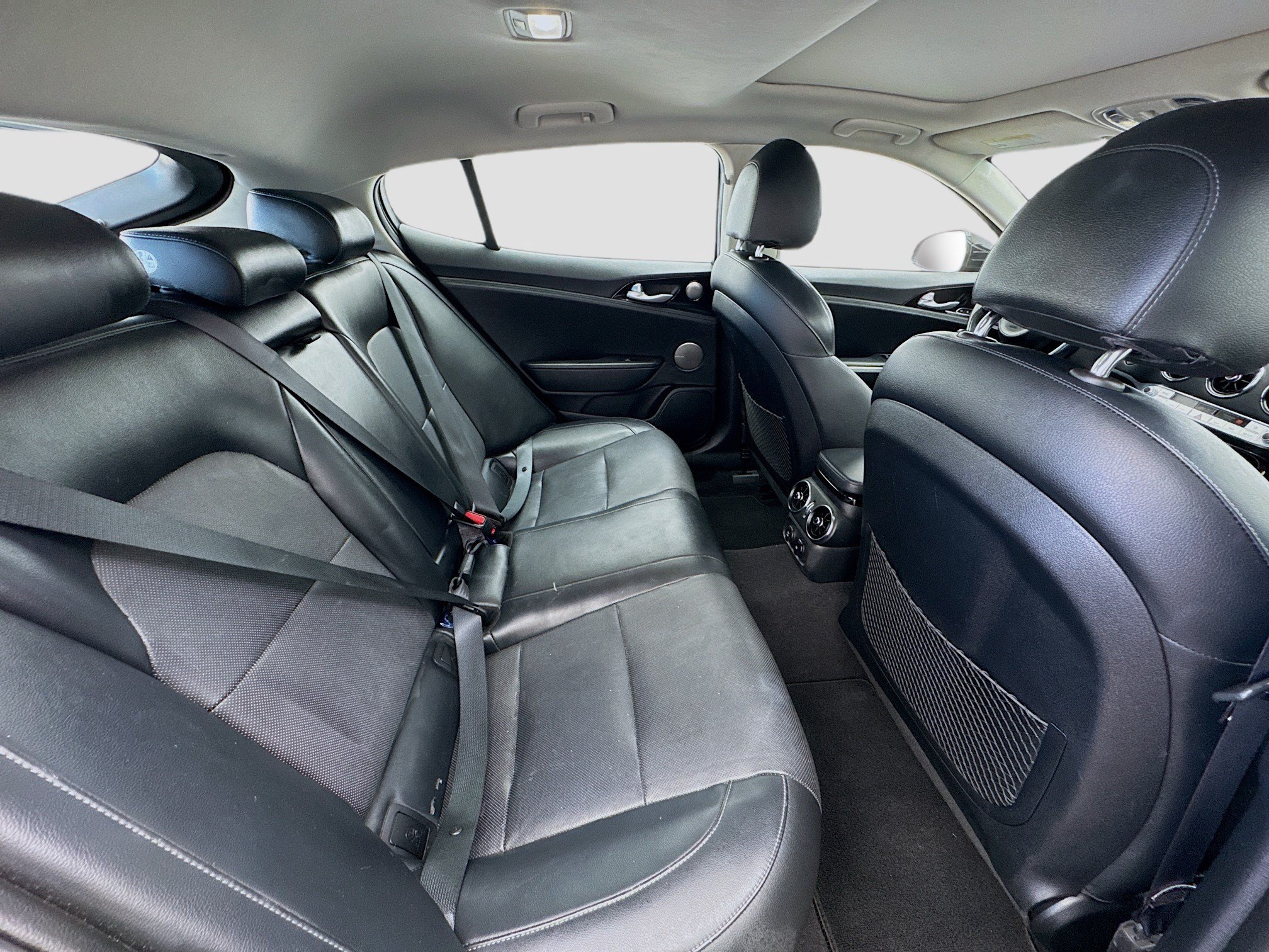 Used 2019 Kia Stinger Premium AWD/4WD image 19