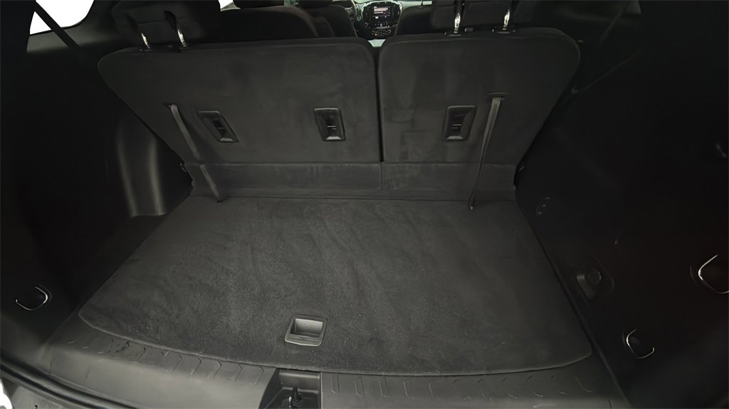 Used 2023 Chevrolet Traverse LT image 21