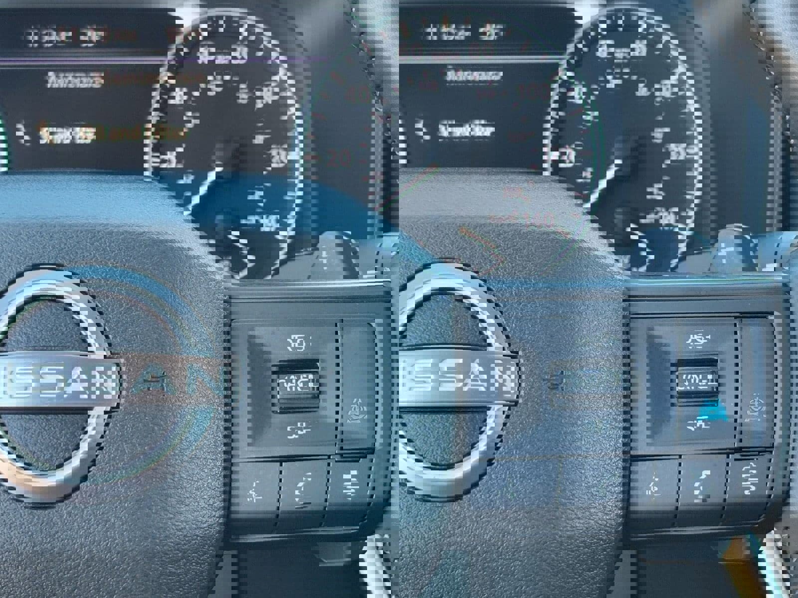 Certified 2025 Nissan Rogue SV image 20