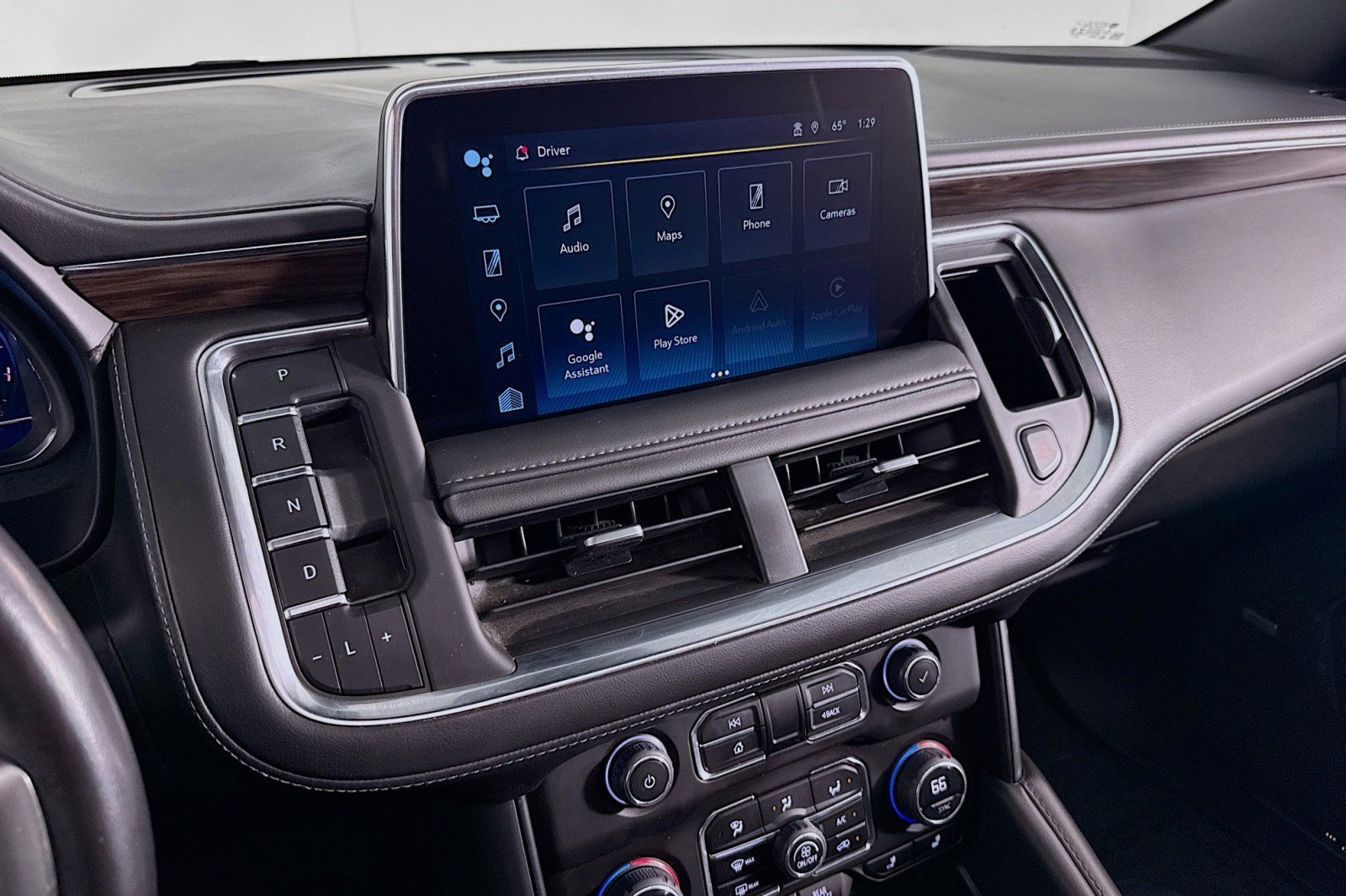 Used 2023 Chevrolet Tahoe Z71 w/ Luxury Package image 20