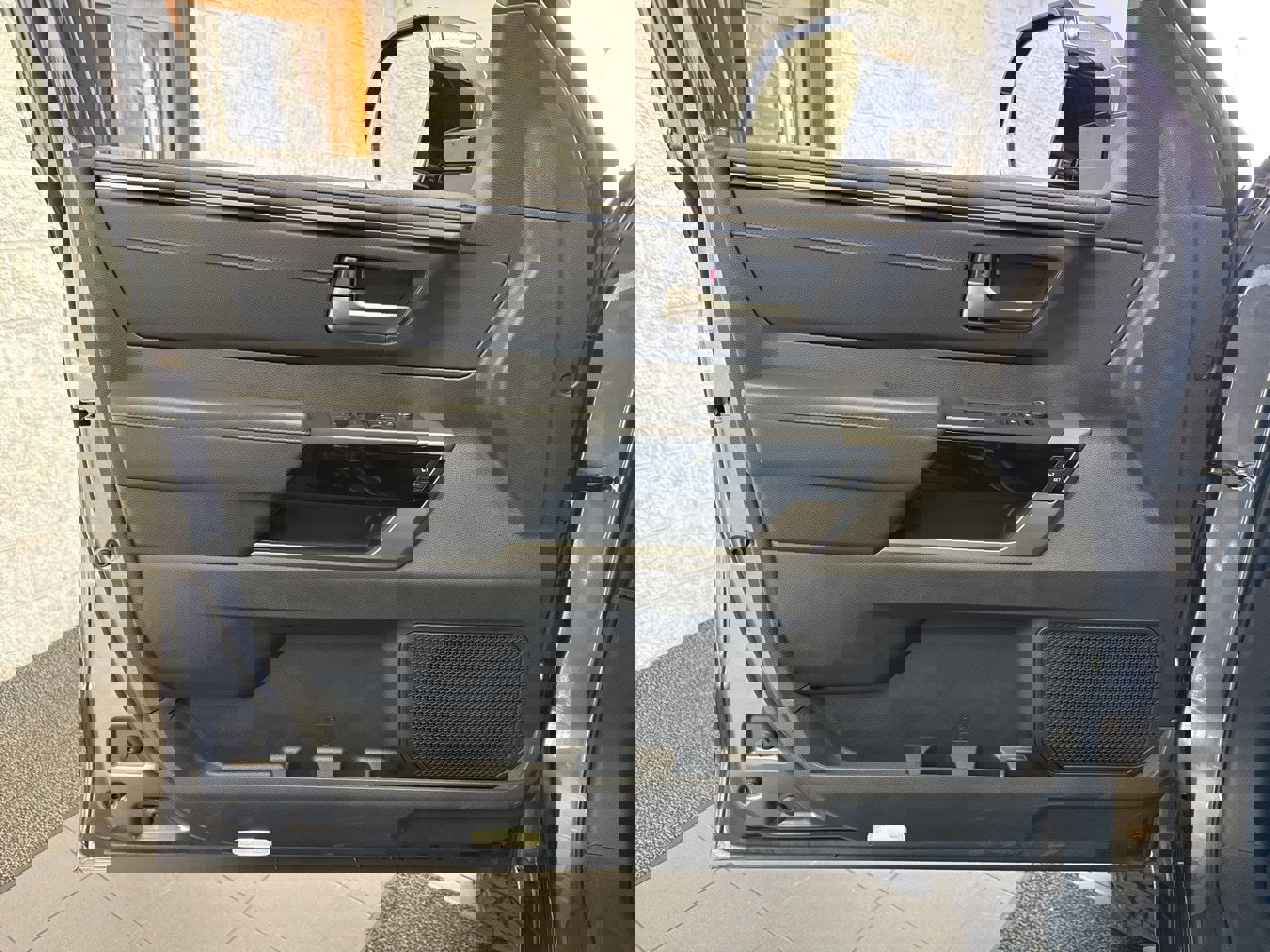 Used 2025 Toyota Tundra Limited image 37