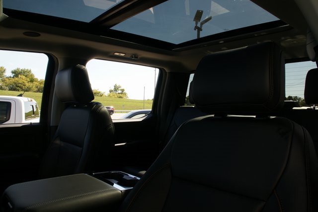 New 2026 Ford F250 Lariat image 21
