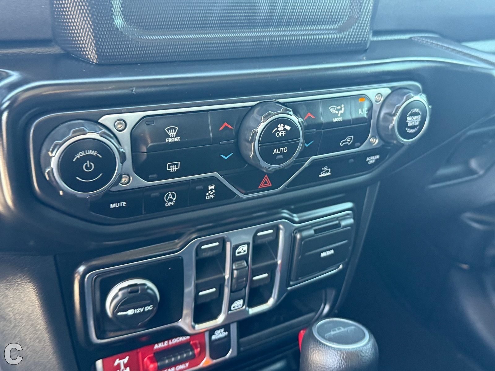 Used 2021 Jeep Gladiator Mojave AWD/4WD image 25