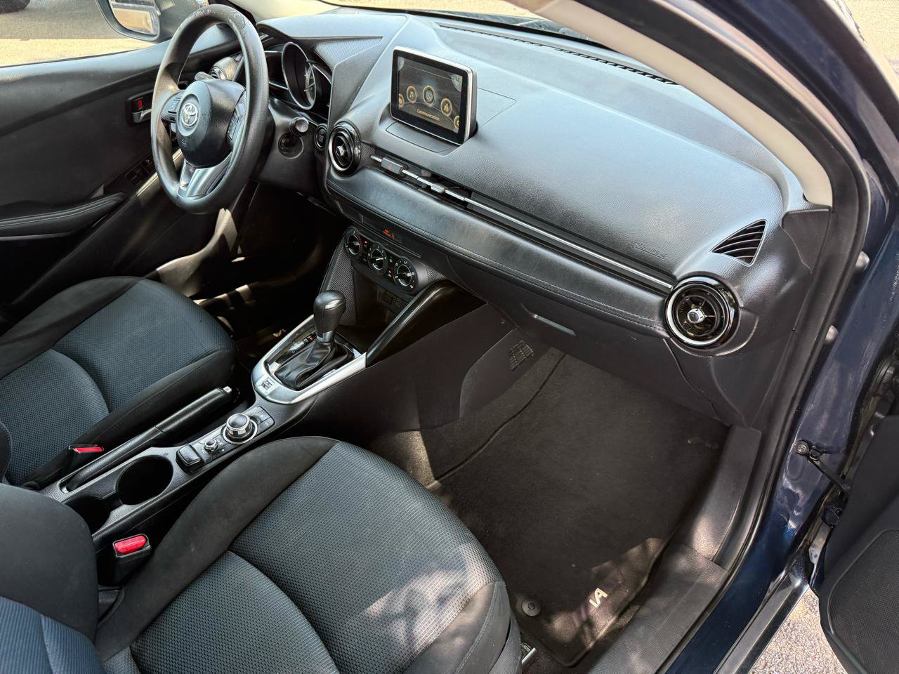 Used 2017 Toyota Yaris iA FWD image 18