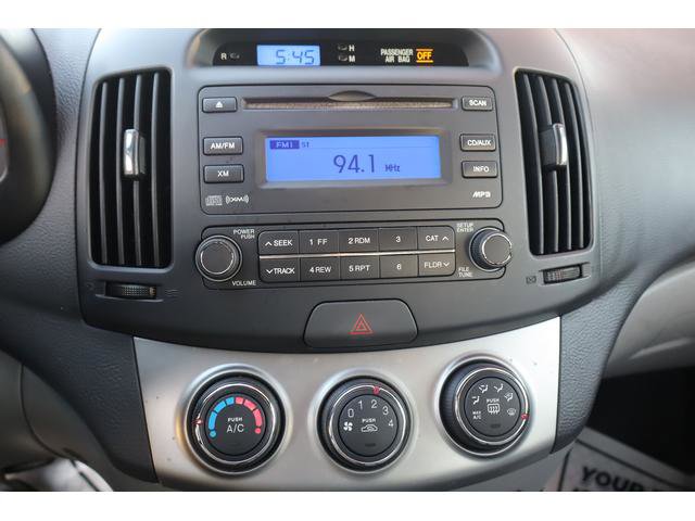Used 2010 Hyundai Elantra GLS image 12