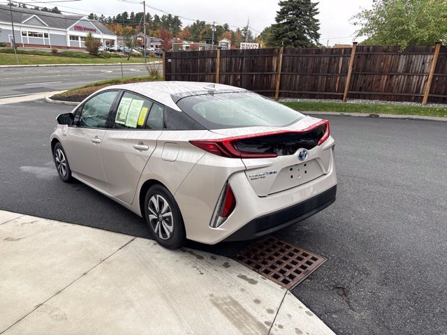 Used 2018 Toyota Prius Prime Premium w/ Carpet Mat Package FWD image 6