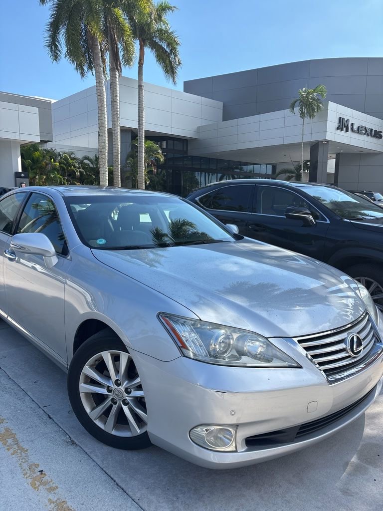 Used 2011 Lexus ES 350 FWD video 1