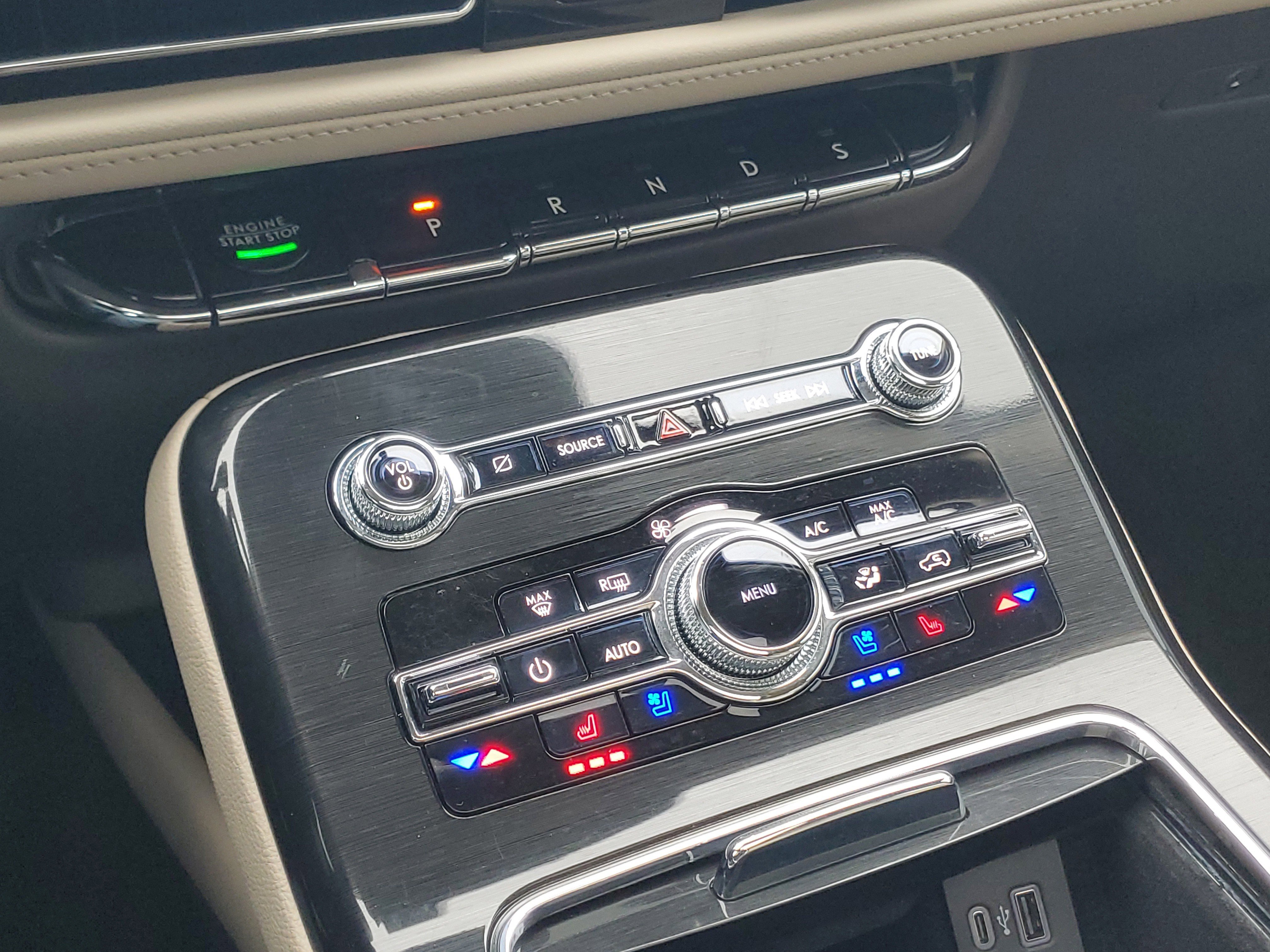 Certified 2023 Lincoln Nautilus Reserve w/ Equipment Group 202A image 18