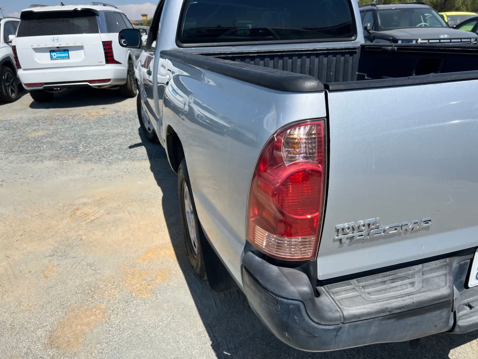 Used 2005 Toyota Tacoma 2WD Regular Cab w/ Enhancement Pkg image 9