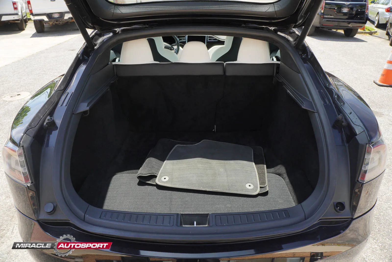 Used 2017 Tesla Model S 100D AWD/4WD image 15