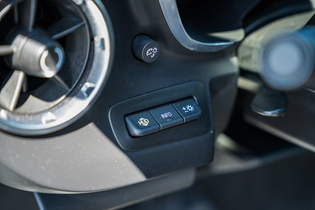 Used 2018 Chevrolet Camaro SS RWD image 42