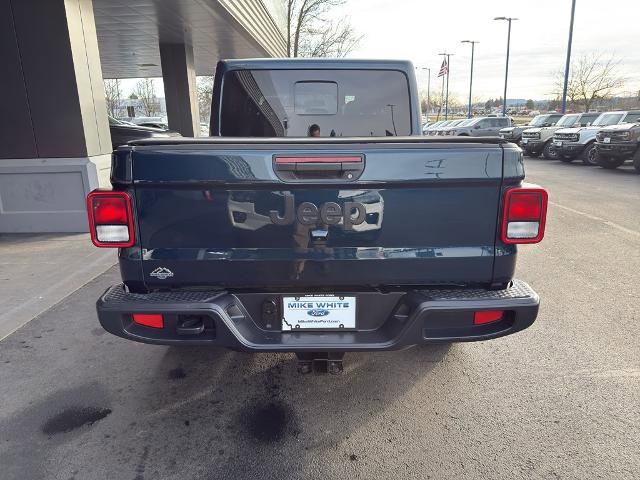 Used 2025 Jeep Gladiator Sport image 5