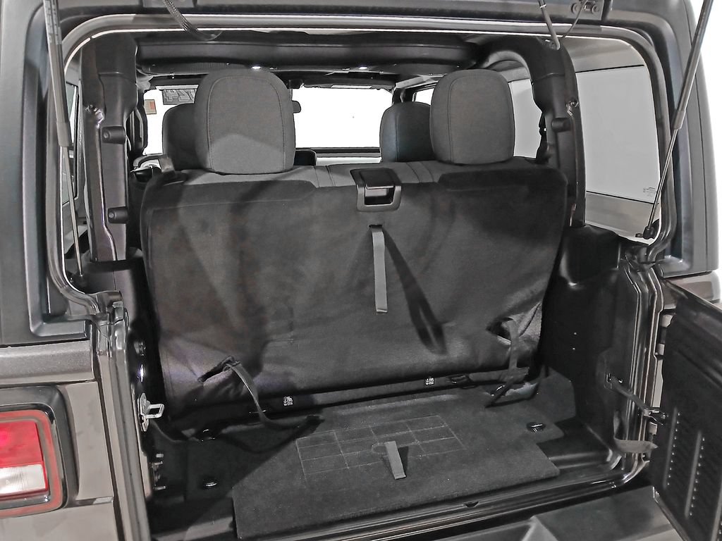 Used 2024 Jeep Wrangler Sport AWD/4WD image 8