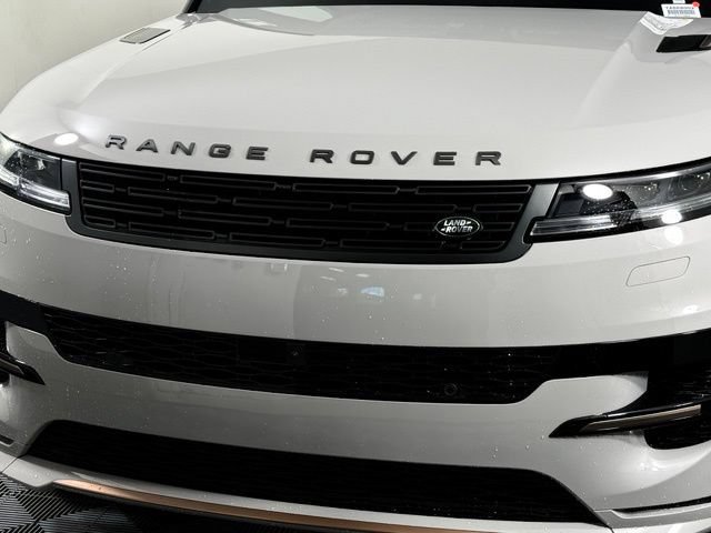 New 2026 Land Rover Range Rover Sport Dynamic SE AWD/4WD image 12