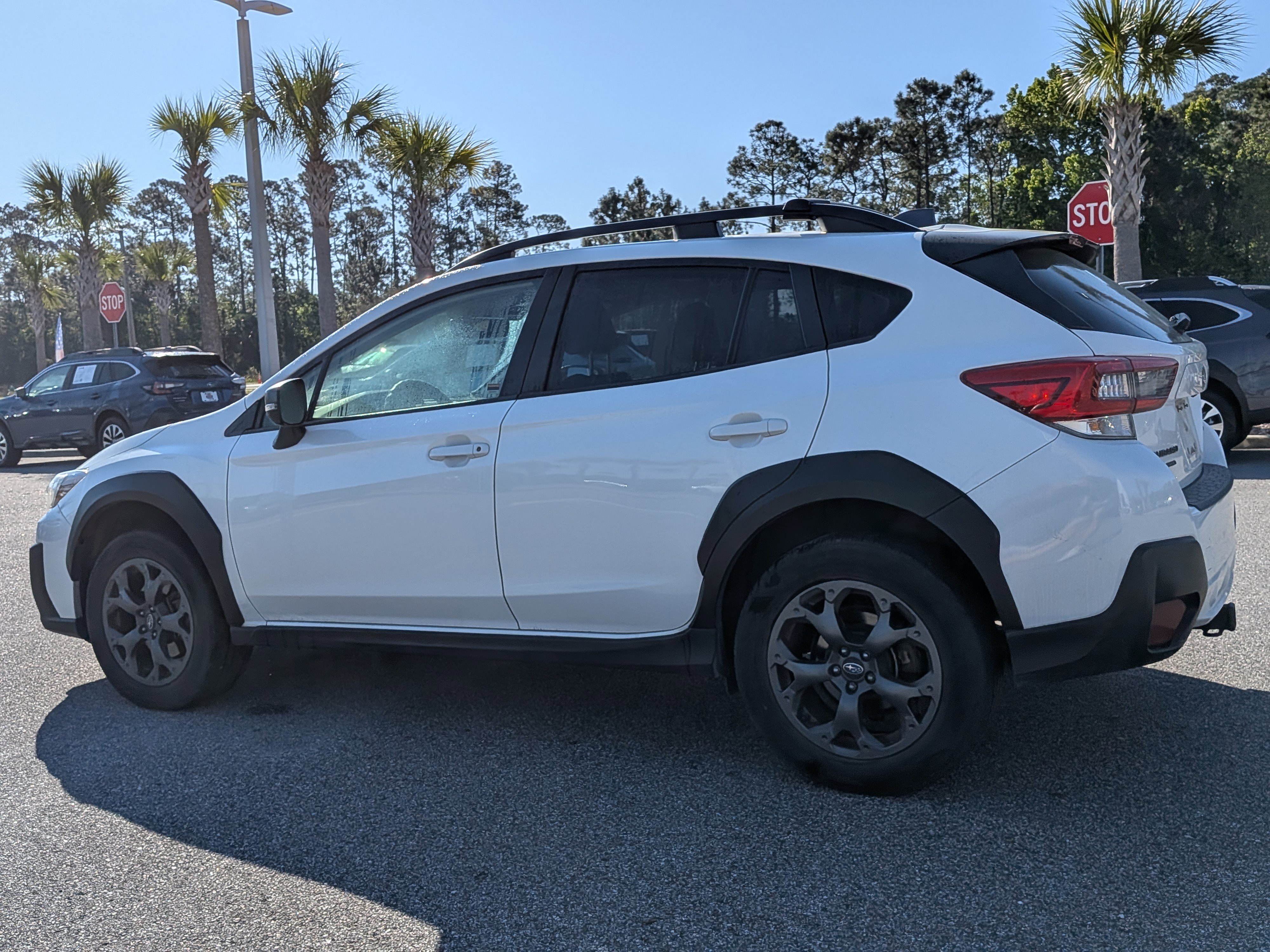 Used 2022 Subaru Crosstrek 2.5i Sport w/ Moonroof Package image 6