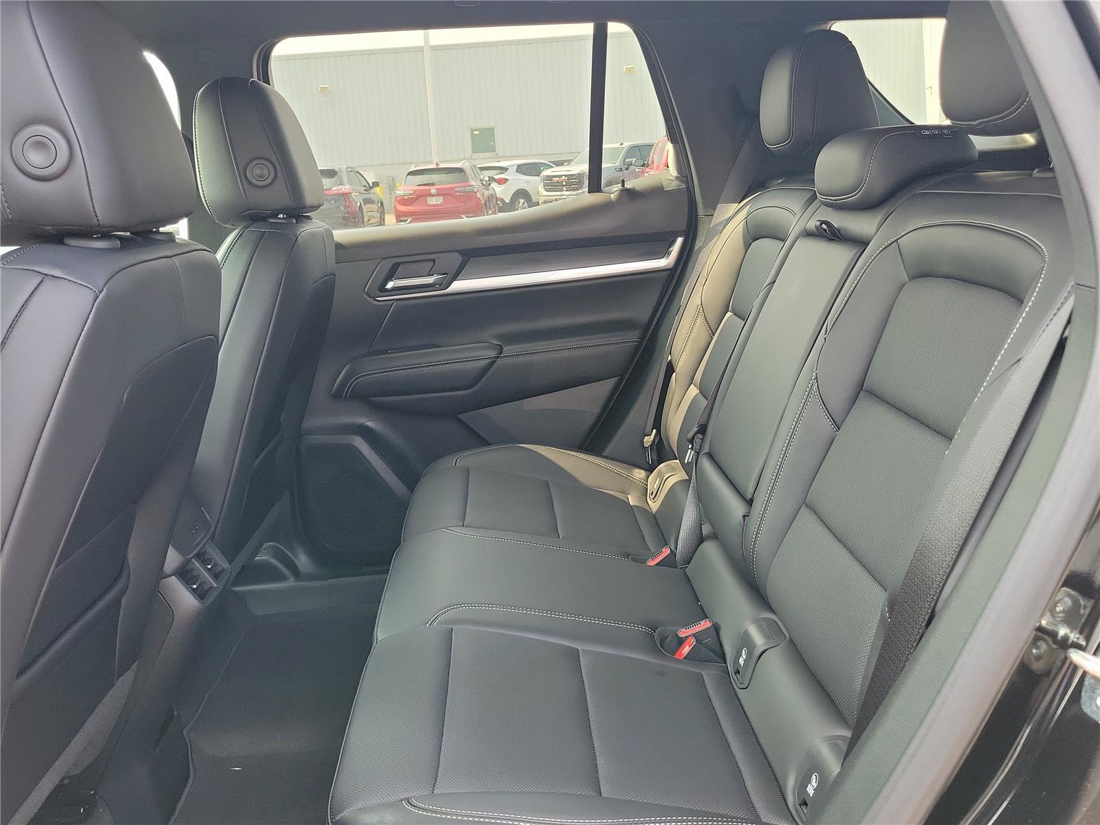New 2027 GMC Terrain Elevation w/ Elevation Premium Package FWD image 12