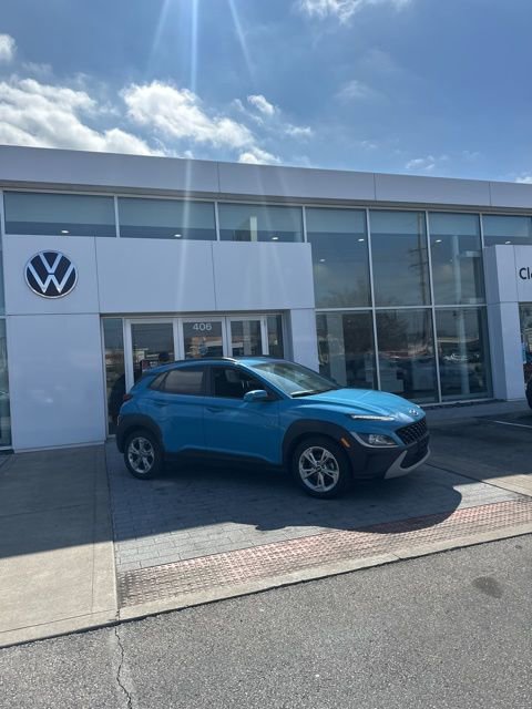 Used 2022 Hyundai Kona SEL image 3
