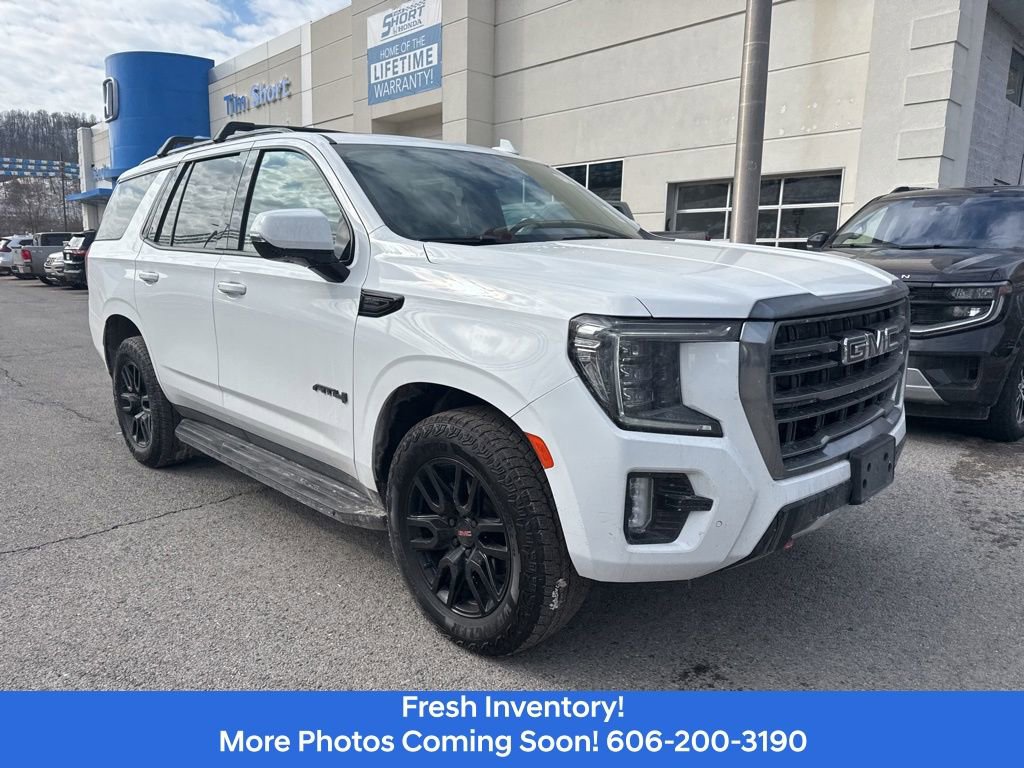 Used 2023 GMC Yukon AT4 w/ LPO, Floor Liner Package image 4