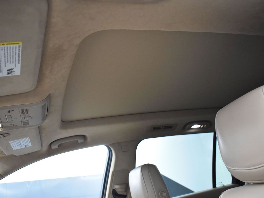 Used 2022 Cadillac XT6 Sport w/ Platinum Package image 23