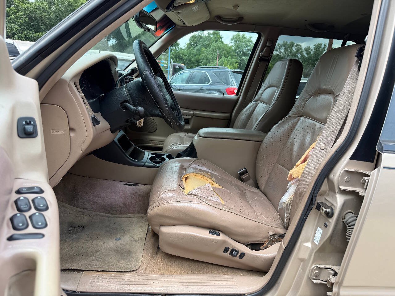 Used 1997 Ford Explorer XLT AWD/4WD image 9
