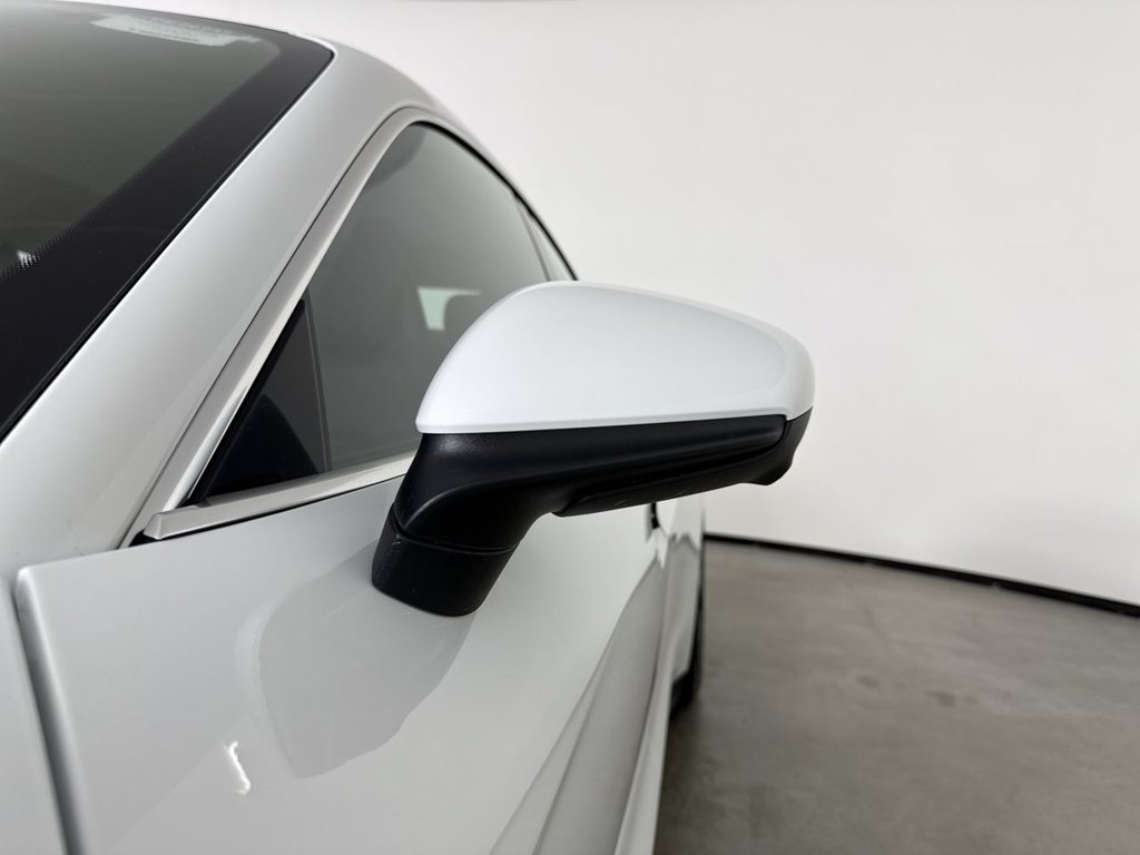 New 2026 Porsche Taycan 4S AWD/4WD image 12