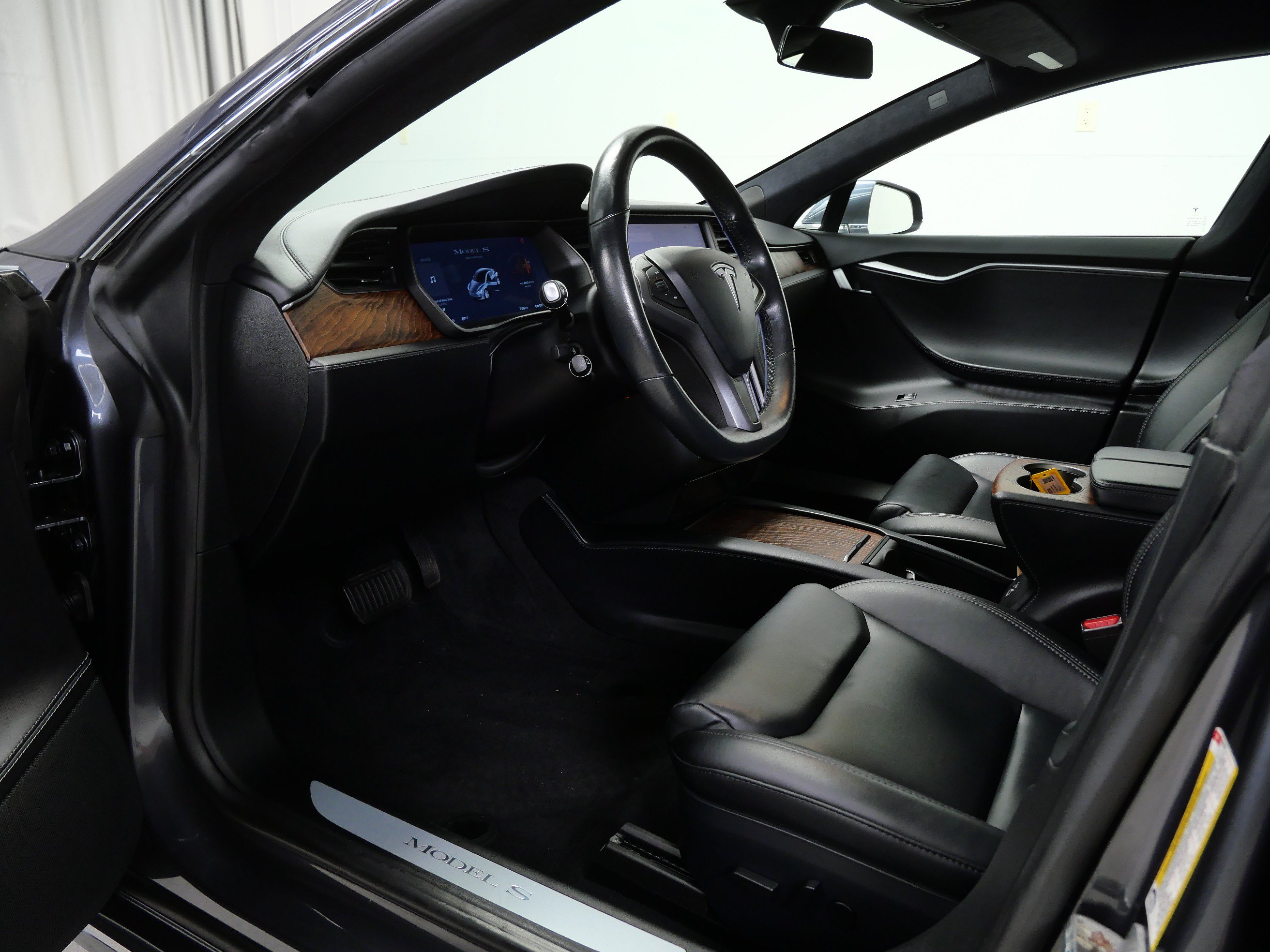 Used 2021 Tesla Model S Long Range Plus AWD/4WD image 14