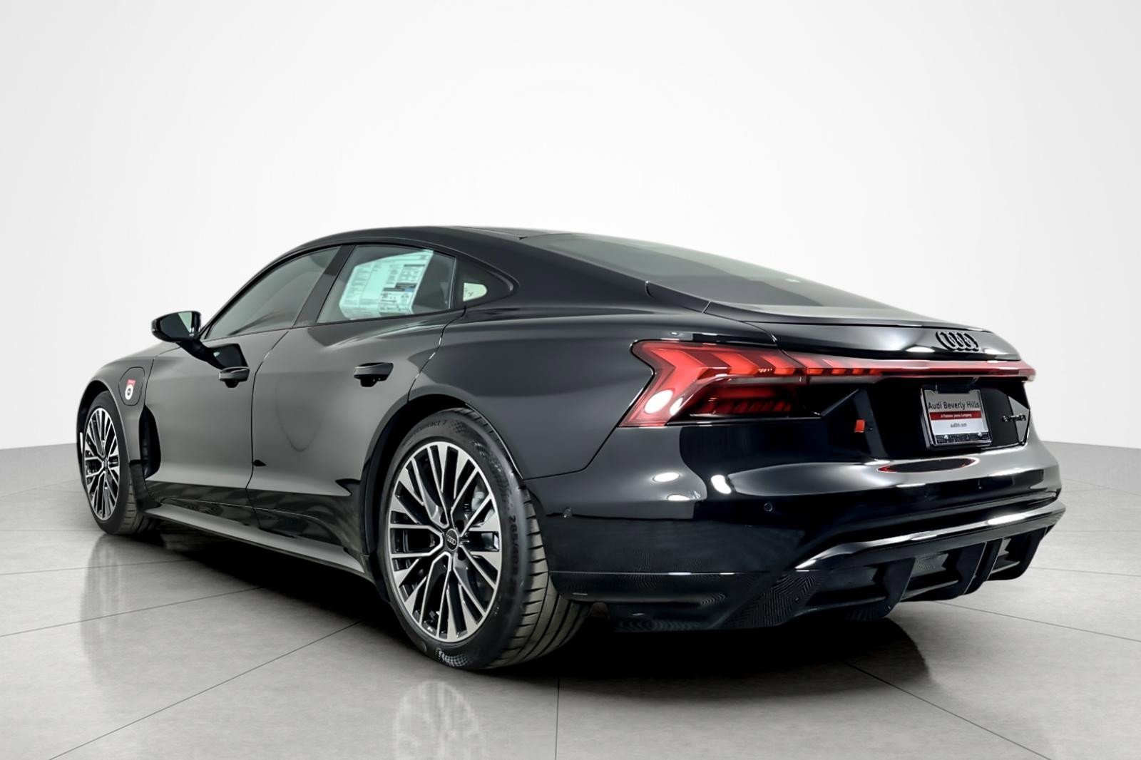 New 2026 Audi S e-tron GT Premium Plus image 4