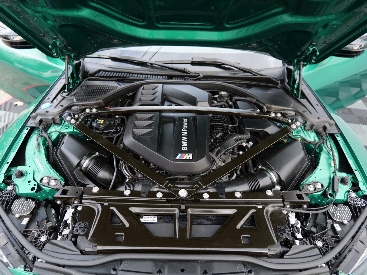 Used 2022 BMW M4 xDrive Competition image 46