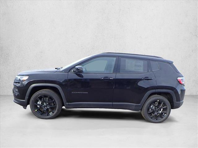 New 2026 Jeep Compass Latitude image 2